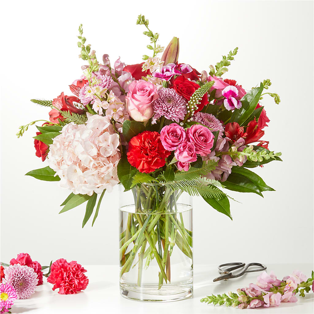 Swooning Over You - A Luxury Florist Original – For Get Me Not Florist, Williamston NC