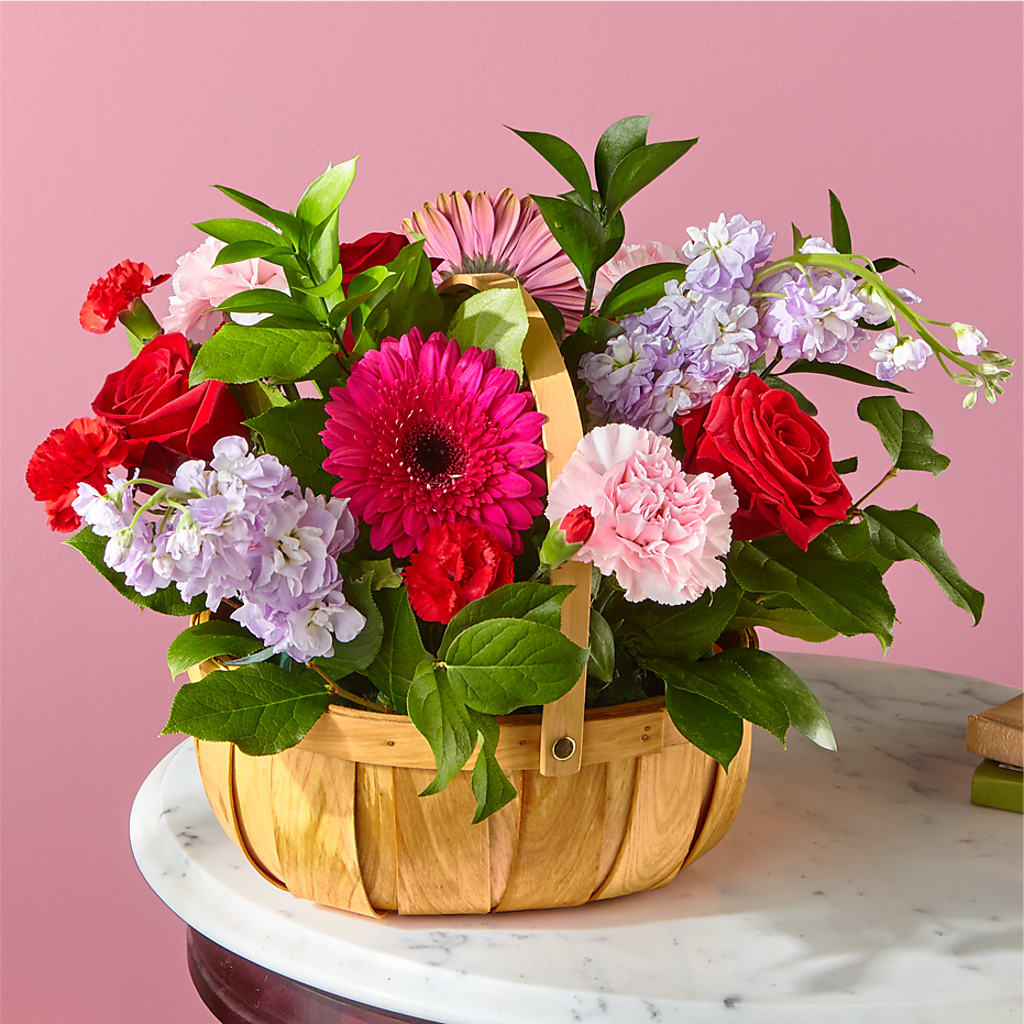 Pink Picnic Basket – For Get Me Not Florist, Williamston NC