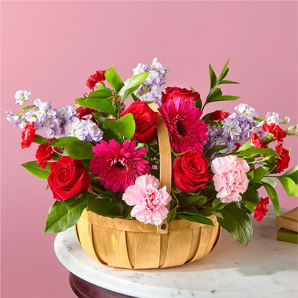 Pink Picnic Basket – For Get Me Not Florist, Williamston NC