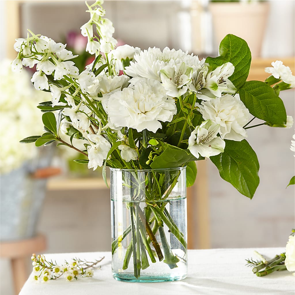 Classic Ivory – A Florist Original – For Get Me Not Florist, Williamston NC