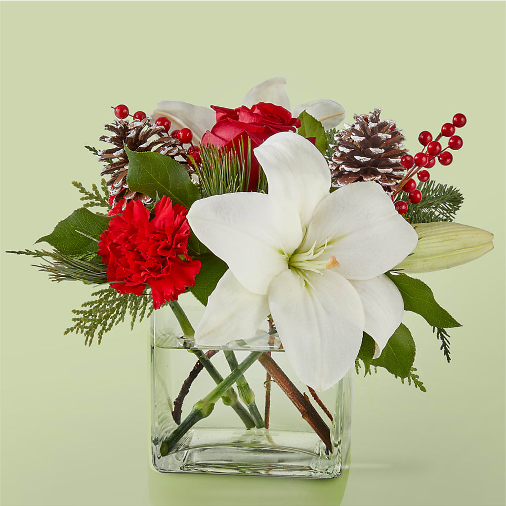 Glistening Icicles Bouquet – For Get Me Not Florist, Williamston NC