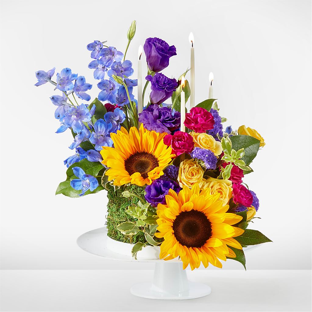 Star of the Day Floral Cake – For Get Me Not Florist, Williamston NC