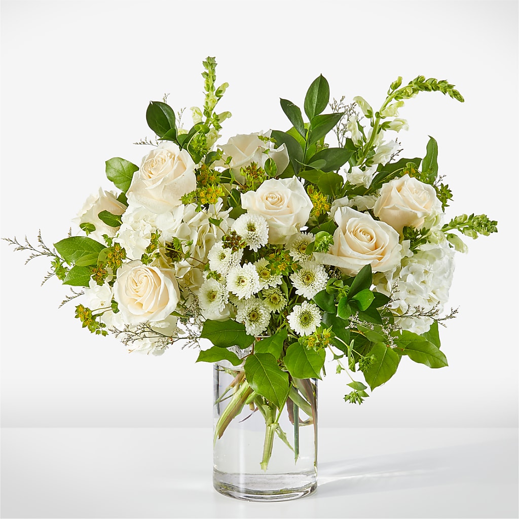 Hint of Vanilla Bouquet – For Get Me Not Florist, Williamston NC