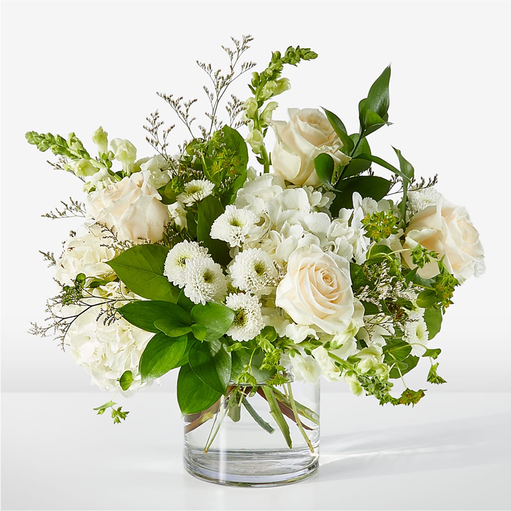 Hint of Vanilla Bouquet – For Get Me Not Florist, Williamston NC