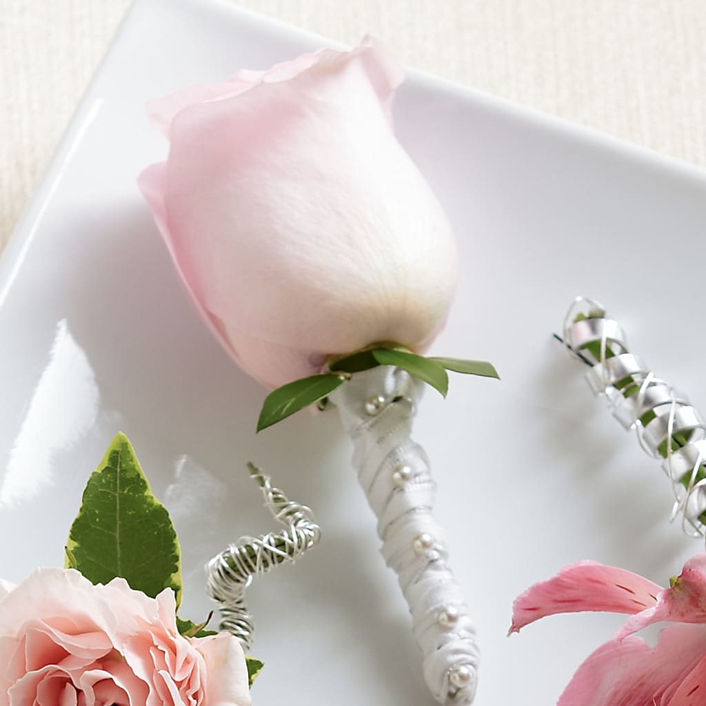 Pink Rose Boutonniere – For Get Me Not Florist, Williamston NC