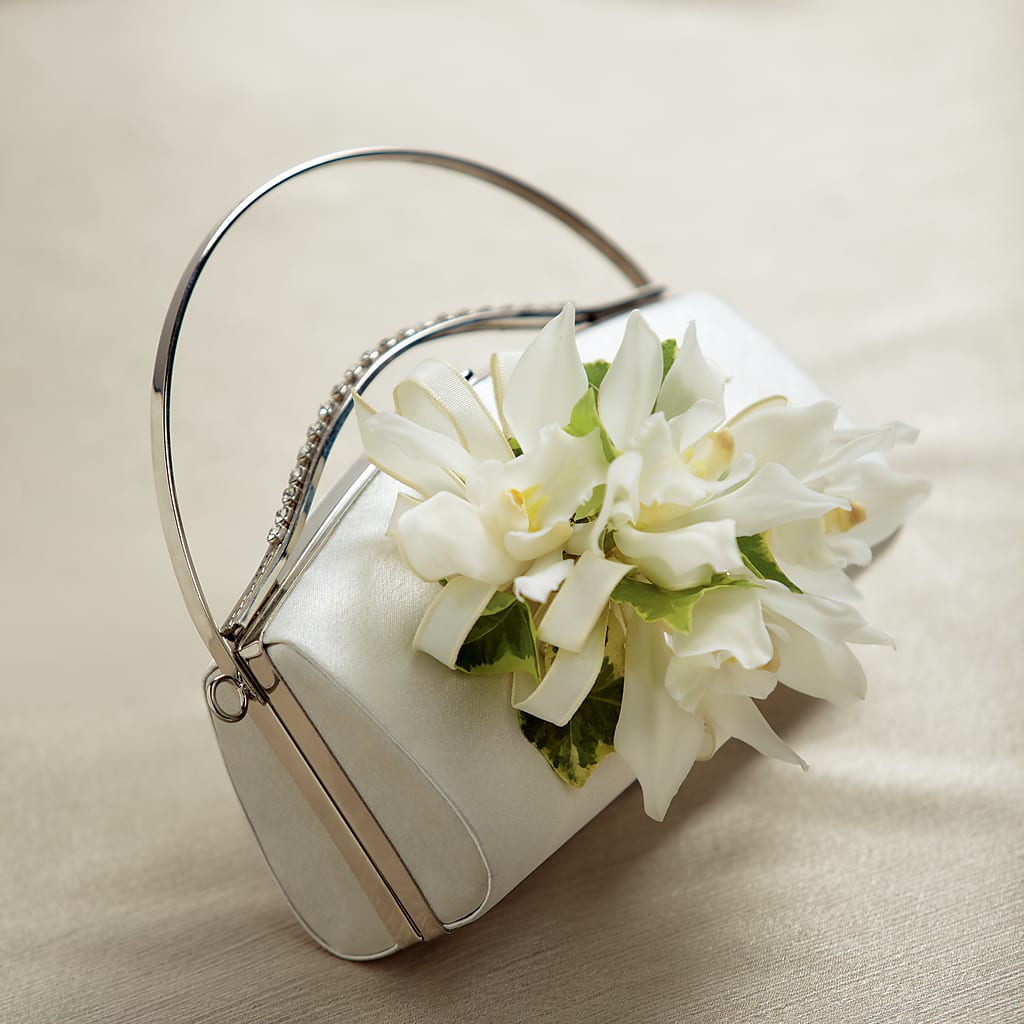 White Purse Decor – For Get Me Not Florist, Williamston NC