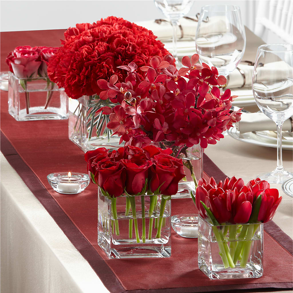 Modern Grace Centerpiece – For Get Me Not Florist, Williamston NC