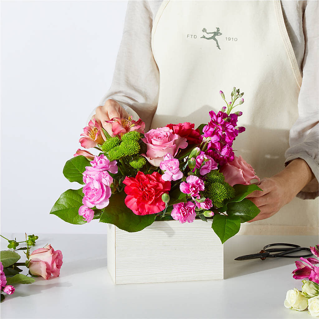 Sweetberry Box – A Florist Original –  For Get Me Not Florist, Williamston NC