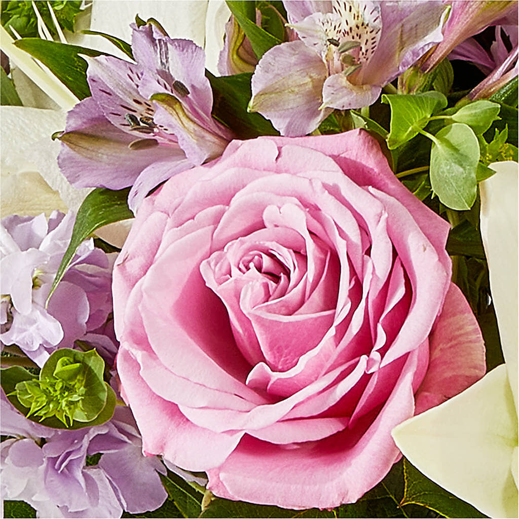 Daydreamer Bouquet –  For Get Me Not Florist, Williamston NC